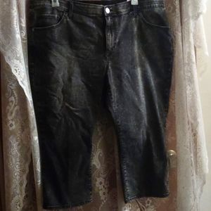 EVRI Capris for Women - Poshmark